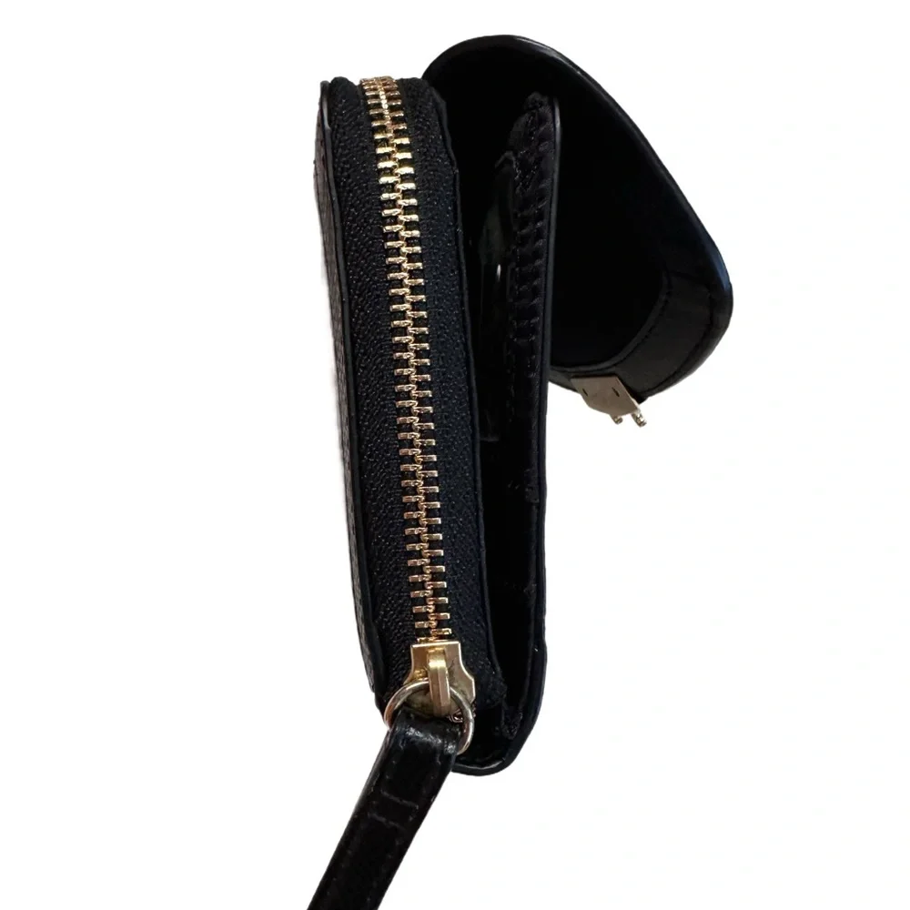 VERA BRADLEY ~ Black/Cream Geometric Wristlet Pebble Leather Trim Gold Hardware - Picture 8 of 13